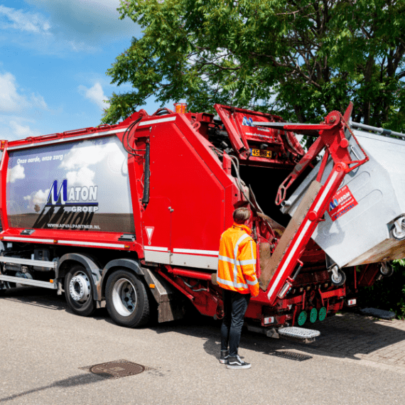 Maton Groep Vuilniswagen
